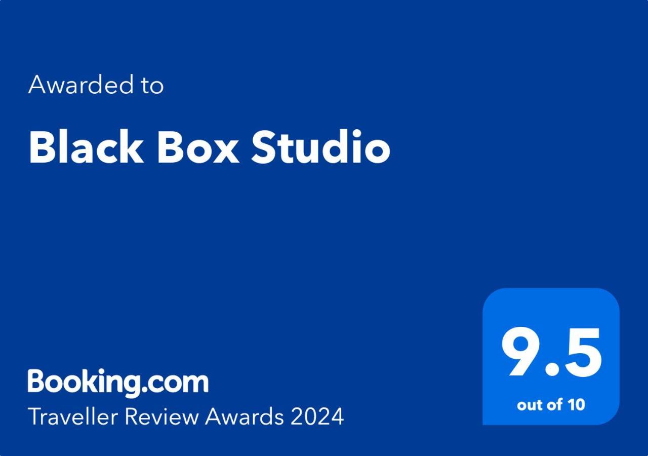 Black Box Studio Смолян Екстер'єр фото